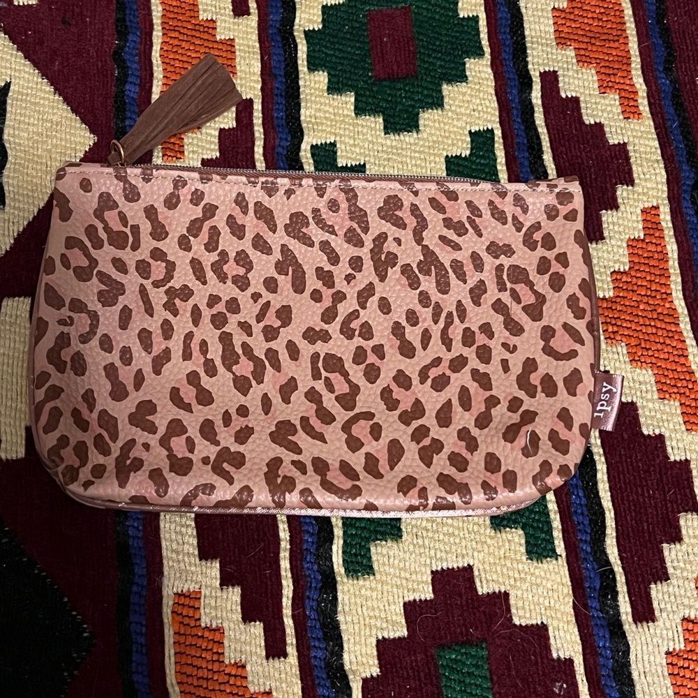 IPSY Purse - Faux Animal Print - Leopard